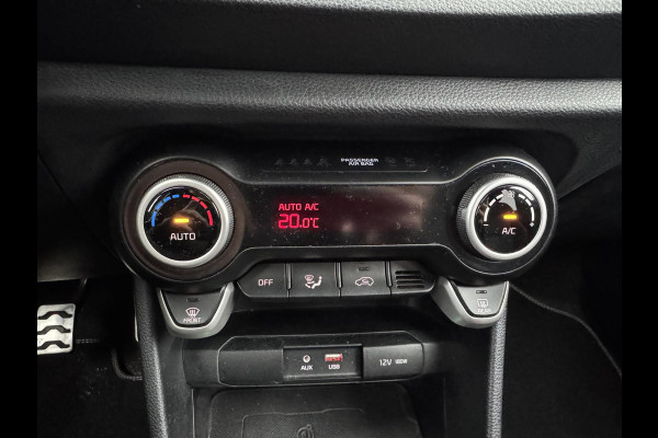 Kia Picanto 1.2 CVVT GT-Line | Navigatie | Camera | DAB | Lichtmetalen Velgen | Stoelverwarming | Climate Control |