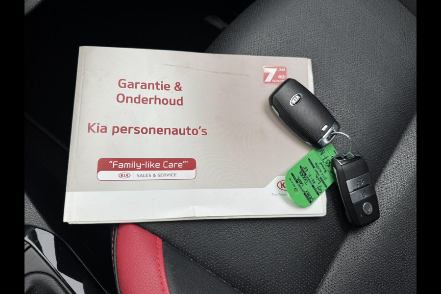 Kia Picanto 1.2 CVVT GT-Line | Navigatie | Camera | DAB | Lichtmetalen Velgen | Stoelverwarming | Climate Control |