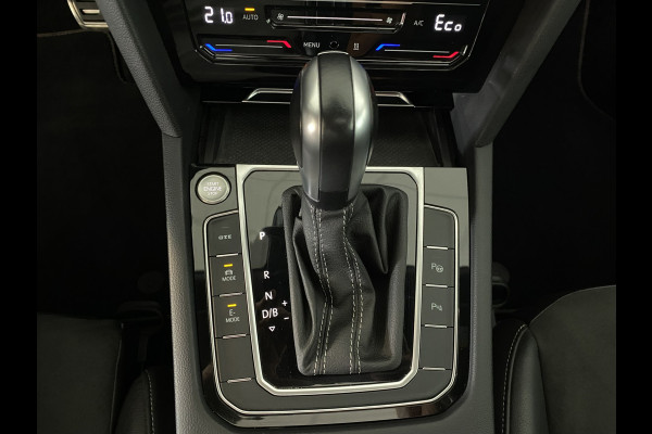 Volkswagen Arteon Shooting Brake 1.4 TSI eHybrid R-Line Business+ Panoramadak / Trekhaak  /Camera / Apple carplay