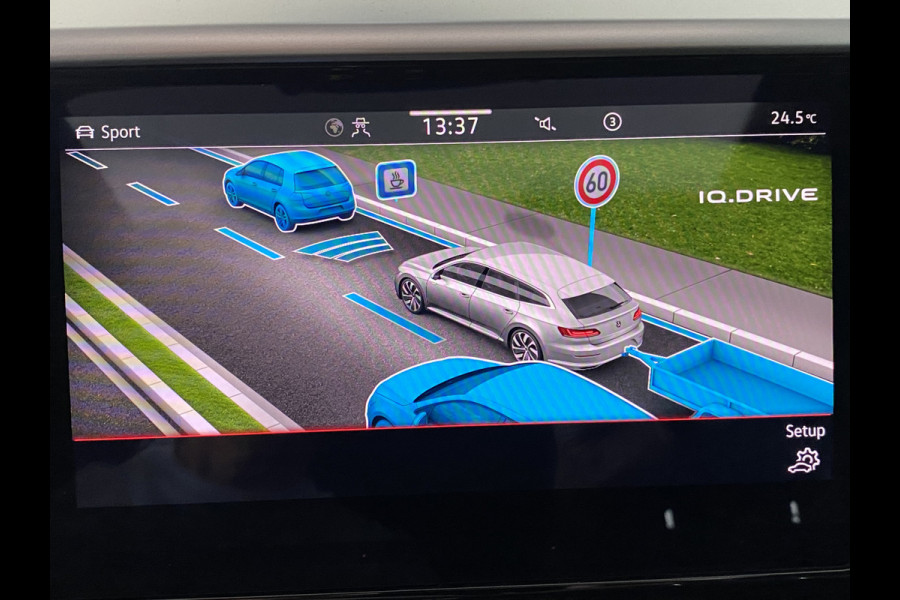 Volkswagen Arteon Shooting Brake 1.4 TSI eHybrid R-Line Business+ Panoramadak / Trekhaak  /Camera / Apple carplay