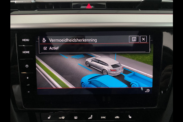 Volkswagen Arteon Shooting Brake 1.4 TSI eHybrid R-Line Business+ Panoramadak / Trekhaak  /Camera / Apple carplay