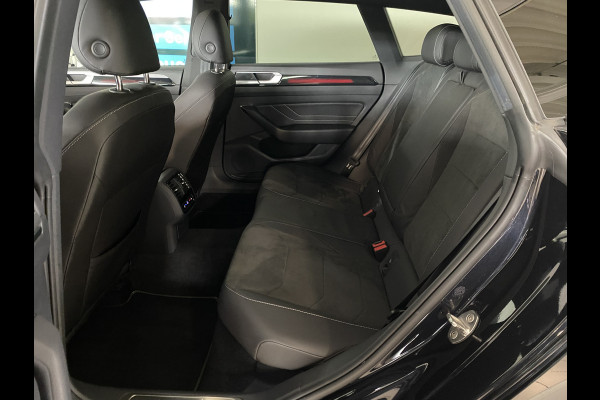 Volkswagen Arteon Shooting Brake 1.4 TSI eHybrid R-Line Business+ Panoramadak / Trekhaak  /Camera / Apple carplay