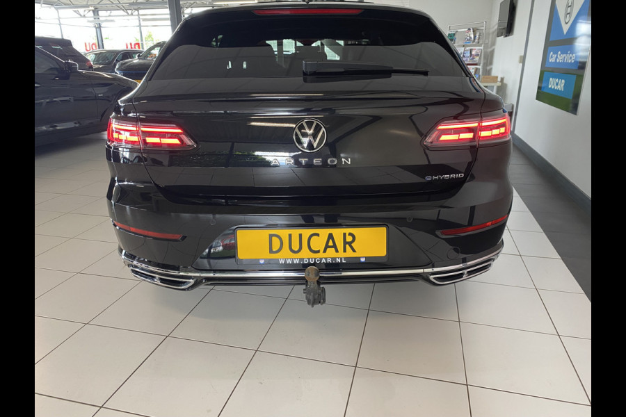 Volkswagen Arteon Shooting Brake 1.4 TSI eHybrid R-Line Business+ Panoramadak / Trekhaak  /Camera / Apple carplay