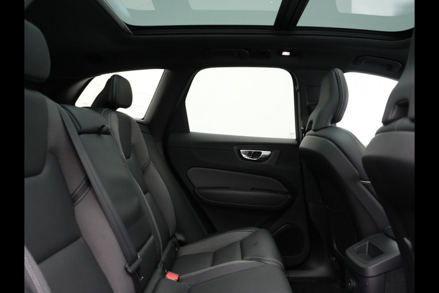 Volvo XC60 T6 AWD R-Design Plug In Hybrid Long Range Nieuw Model 350pk Dealer O.H. PHEV | Panodak | Adaptive Cruise | Camera | Lederen Sportstoelen Memory & Verwarmd | Google Assistent | Apple Carplay | Keyless | Virtual | 21"L.M | DAB |