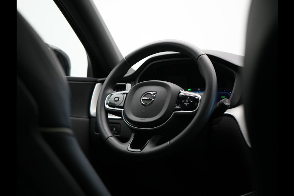 Volvo XC60 T6 AWD R-Design Plug In Hybrid Long Range Nieuw Model 350pk Dealer O.H. PHEV | Panodak | Adaptive Cruise | Camera | Lederen Sportstoelen Memory & Verwarmd | Google Assistent | Apple Carplay | Keyless | Virtual | 21"L.M | DAB |