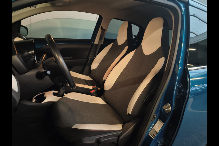 Citroën C1 1.0 VTi Millenium uit 2021 Rijklaar + 12 maanden Bovag-garantie Henk Jongen Auto's in Helmond,  al 50 jaar service zoals 't hoort!