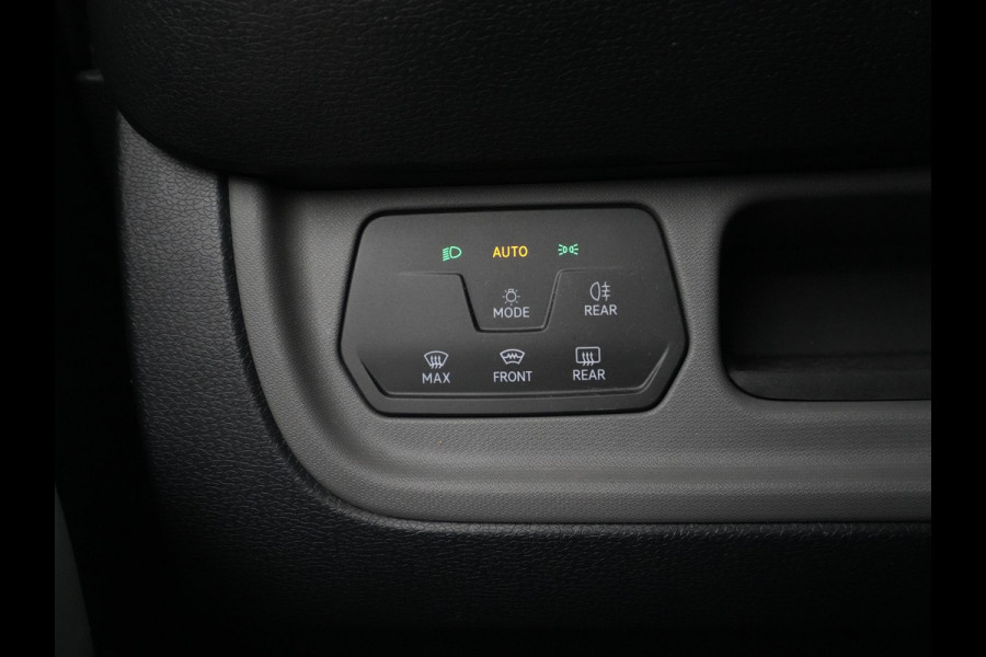 Volkswagen ID. Buzz Cargo 77 kWh 204pk Navigatie Wegkl. trekhaak Camera Carplay