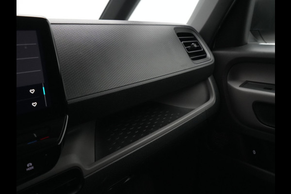 Volkswagen ID. Buzz Cargo 77 kWh 204pk Navigatie Wegkl. trekhaak Camera Carplay