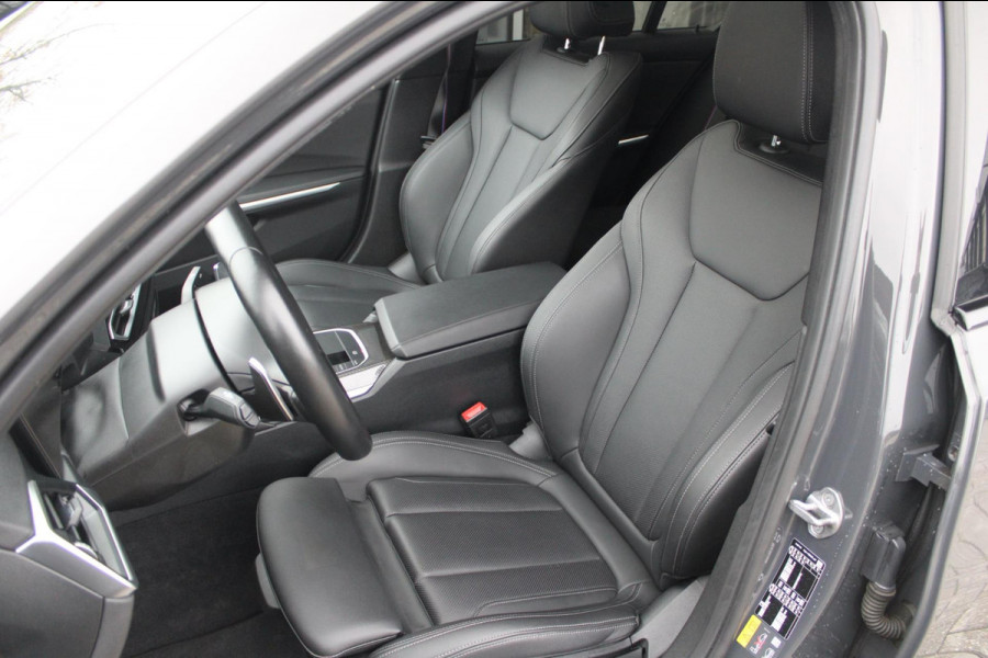 BMW 3-serie 330e M-Sport Pro | Pano | HUD | Carbon | Adaptief onderstel
