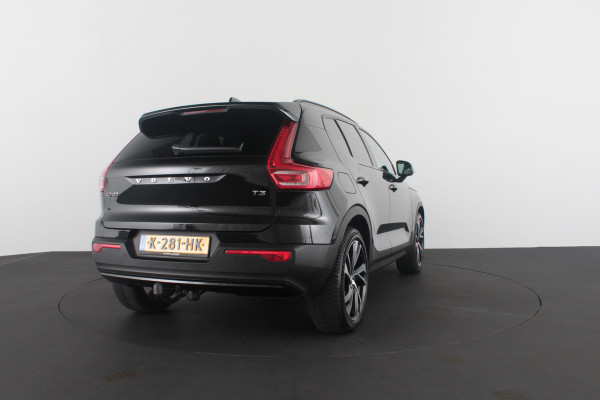 Volvo XC40 1.5 T3 R-Design > 163pk/Trekhaak (Afnb)/20 inch/ all season banden