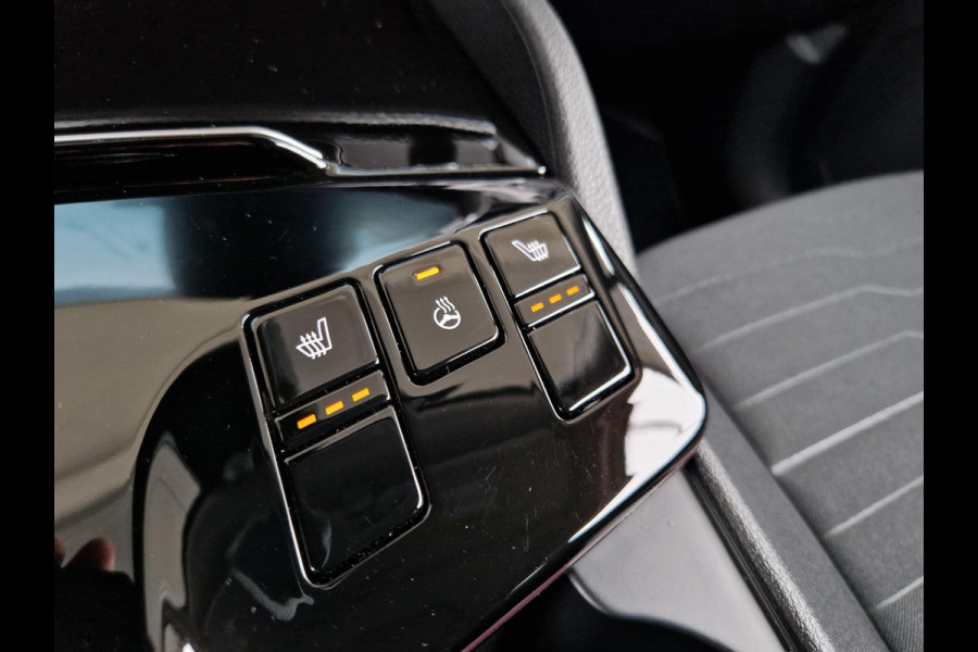 Kia Sportage 1.6 T-GDi Hybrid DynamicPlusLine | Pano | Dodehoek | Stoelverwarming | LED | Camera | Cruise |