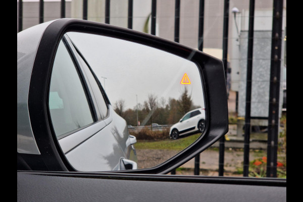 Kia Sportage 1.6 T-GDi Hybrid DynamicPlusLine | Pano | Dodehoek | Stoelverwarming | LED | Camera | Cruise |