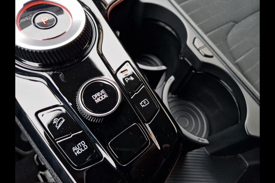 Kia Sportage 1.6 T-GDi Hybrid DynamicPlusLine | Pano | Dodehoek | Stoelverwarming | LED | Camera | Cruise |