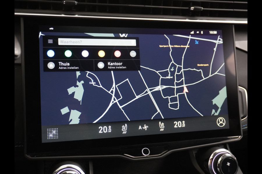 Lynk & Co 01 AUT-7 261pk PHEV Zwarte-Hemel Pano-Schuifdak Lmv 20" 360°Camera Apple Carplay Android Auto Adap.Cruise Navi Pdc Ecc Keyless Led  Elek.Memory.Stoel File assistent Dodehoek detector Elektrisch bedienbare achterklep Rijstrooksensor Wifi Verkeersbord detectie 425Nm koppel 3,7kw laadvermogen 1.800KG-Trekvermogen! €44.880 Nieuwprijs 1e Eigenaar Origineel NLse auto!