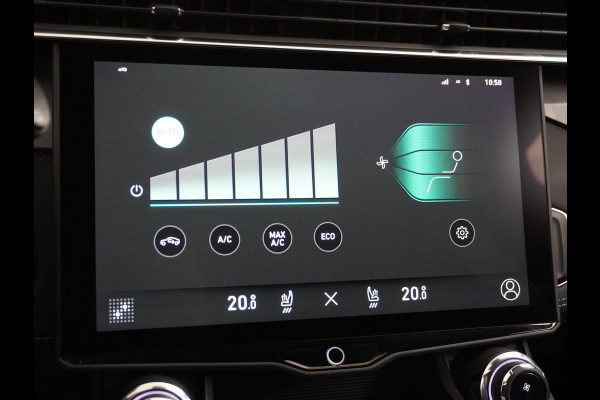 Lynk & Co 01 AUT-7 261pk PHEV Zwarte-Hemel Pano-Schuifdak Lmv 20" 360°Camera Apple Carplay Android Auto Adap.Cruise Navi Pdc Ecc Keyless Led  Elek.Memory.Stoel File assistent Dodehoek detector Elektrisch bedienbare achterklep Rijstrooksensor Wifi Verkeersbord detectie 425Nm koppel 3,7kw laadvermogen 1.800KG-Trekvermogen! €44.880 Nieuwprijs 1e Eigenaar Origineel NLse auto!