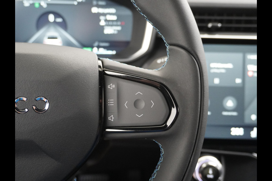 Lynk & Co 01 AUT-7 261pk PHEV Zwarte-Hemel Pano-Schuifdak Lmv 20" 360°Camera Apple Carplay Android Auto Adap.Cruise Navi Pdc Ecc Keyless Led  Elek.Memory.Stoel File assistent Dodehoek detector Elektrisch bedienbare achterklep Rijstrooksensor Wifi Verkeersbord detectie 425Nm koppel 3,7kw laadvermogen 1.800KG-Trekvermogen! €44.880 Nieuwprijs 1e Eigenaar Origineel NLse auto!