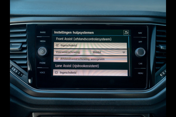 Volkswagen T-Roc 1.5 TSI 150Pk DSG Sport | Camera | Trekhaak afnb. | Leder | Stoelverw. | Side Assist | Prijs Rijklaar!!