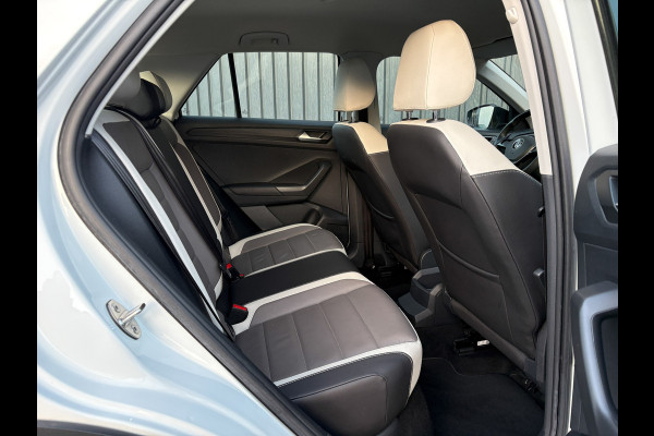 Volkswagen T-Roc 1.5 TSI 150Pk DSG Sport | Camera | Trekhaak afnb. | Leder | Stoelverw. | Side Assist | Prijs Rijklaar!!