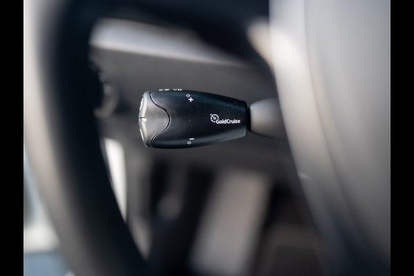 Volkswagen T-Roc 1.5 TSI 150Pk DSG Sport | Camera | Trekhaak afnb. | Leder | Stoelverw. | Side Assist | Prijs Rijklaar!!