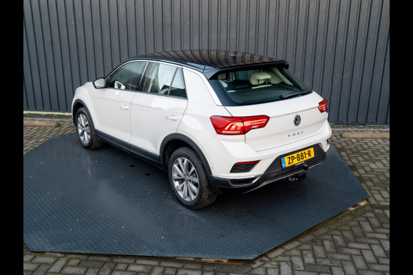 Volkswagen T-Roc 1.5 TSI 150Pk DSG Sport | Camera | Trekhaak afnb. | Leder | Stoelverw. | Side Assist | Prijs Rijklaar!!