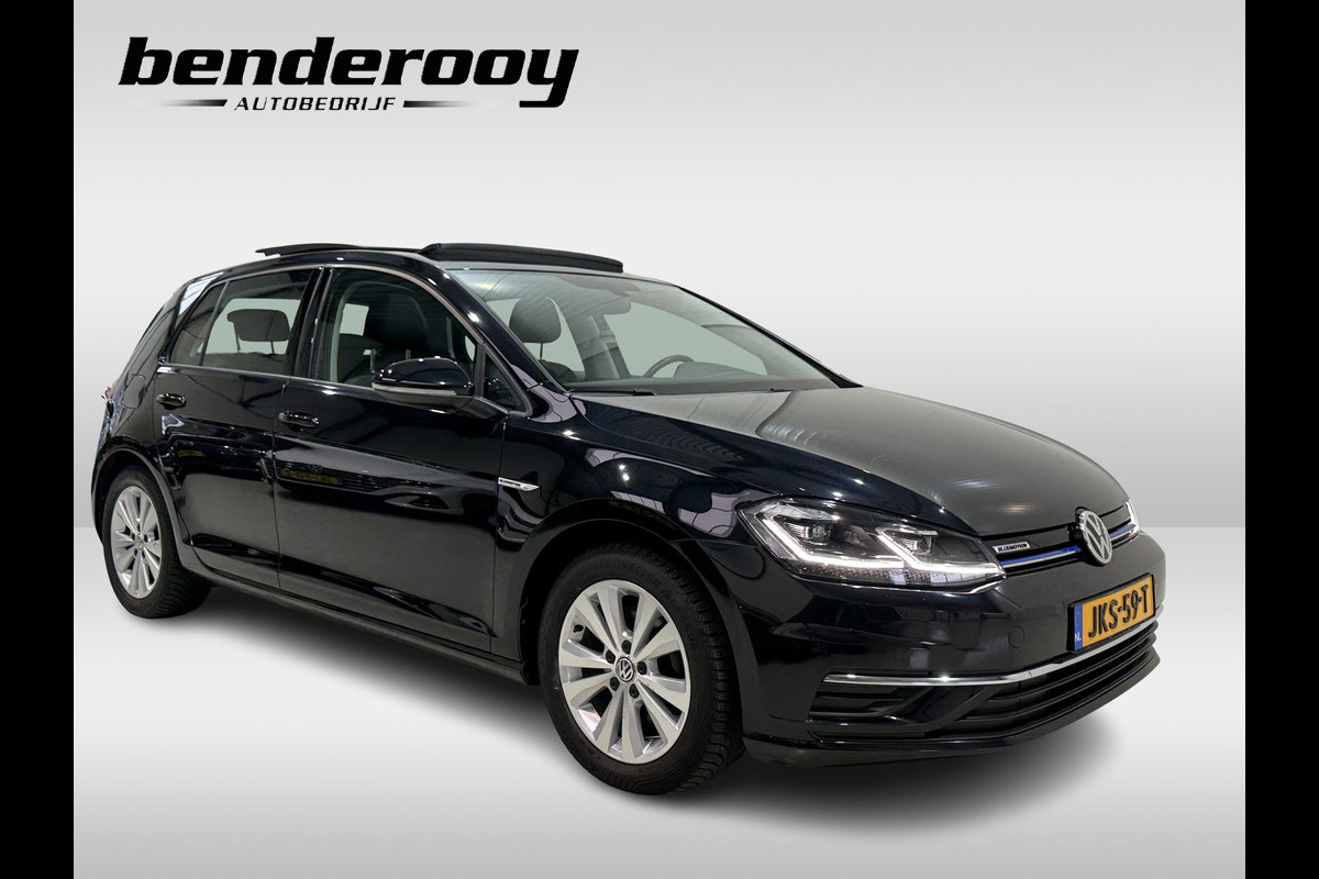 Volkswagen Golf 1.5 TSI ACT 130pk | Pano dak | Full Led
