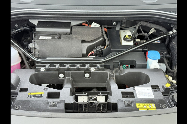 Volkswagen ID.4 Max 77kWh W-pomp Trekhaak Camera Lmv 20" Adap.Cruise + stop&go Apple Carplay Android Auto Navi Ecc Pdc SOH 92% Led Privacy Glas DAB File assistent Matrix Led Keyless Origineel Nederlandse Auto