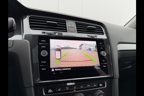 Volkswagen Golf 1.5 TSI ACT 130pk | Pano dak | Full Led