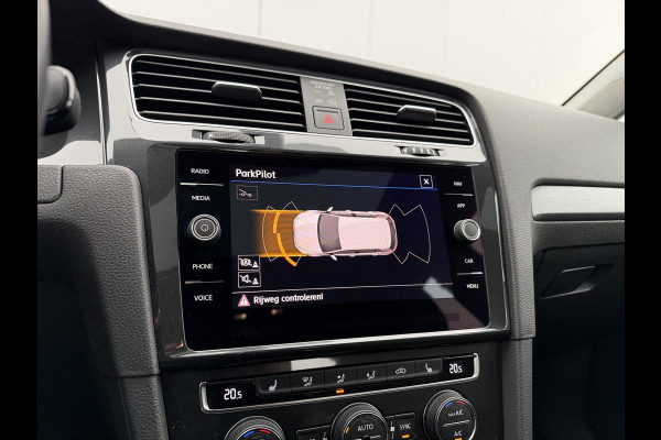 Volkswagen Golf 1.5 TSI ACT 130pk | Pano dak | Full Led