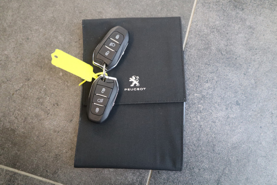 Peugeot 208 1.2 PureTech Allure Pack Camera Led Ecc Cruise 16"LM Carplay