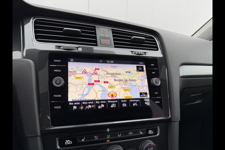 Volkswagen Golf 1.5 TSI ACT 130pk | Pano dak | Full Led