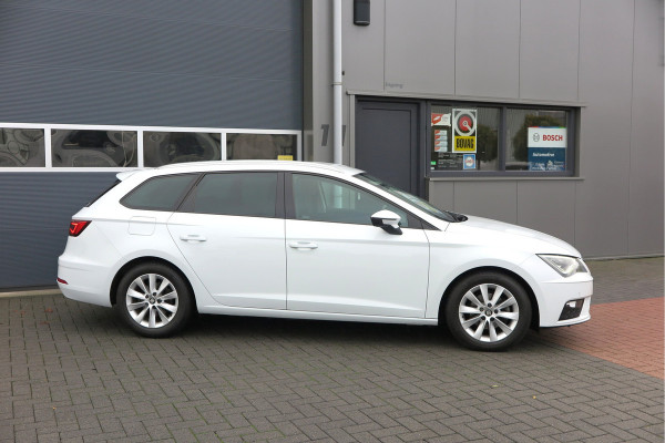 Seat Leon ST 1.0 116pk DSG EcoTSI Style Business Intense Keyless, LED, Navi , Full-link , PDC voor & achter,Cruise control, DAB+ etc..