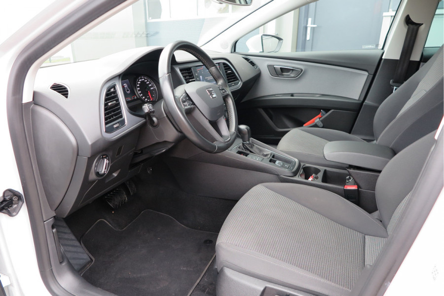 Seat Leon ST 1.0 116pk DSG EcoTSI Style Business Intense Keyless, LED, Navi , Full-link , PDC voor & achter,Cruise control, DAB+ etc..