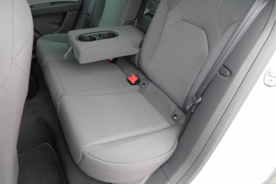 Seat Leon ST 1.0 116pk DSG EcoTSI Style Business Intense Keyless, LED, Navi , Full-link , PDC voor & achter,Cruise control, DAB+ etc..