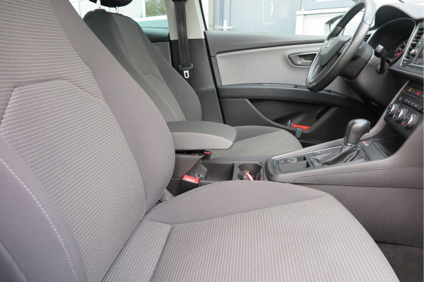 Seat Leon ST 1.0 116pk DSG EcoTSI Style Business Intense Keyless, LED, Navi , Full-link , PDC voor & achter,Cruise control, DAB+ etc..