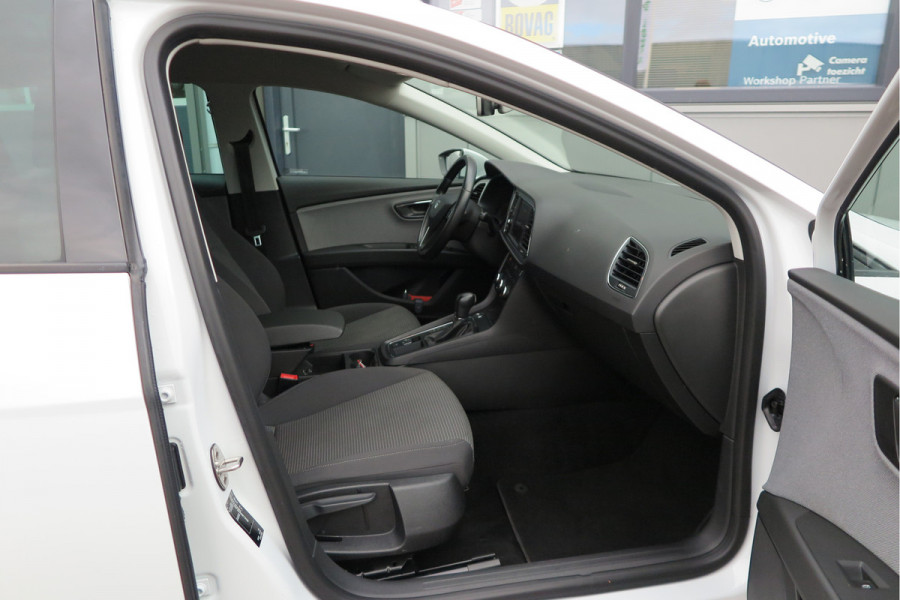 Seat Leon ST 1.0 116pk DSG EcoTSI Style Business Intense Keyless, LED, Navi , Full-link , PDC voor & achter,Cruise control, DAB+ etc..