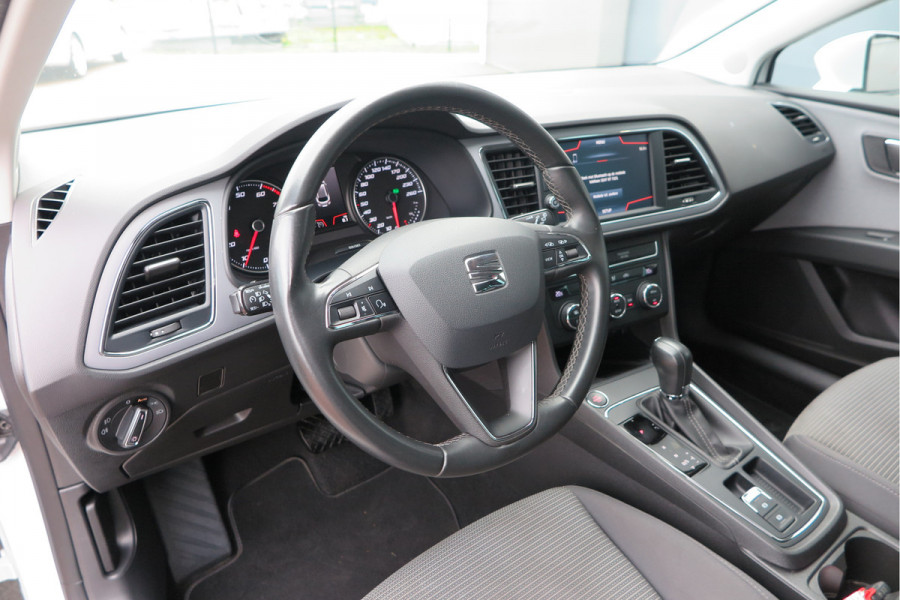 Seat Leon ST 1.0 116pk DSG EcoTSI Style Business Intense Keyless, LED, Navi , Full-link , PDC voor & achter,Cruise control, DAB+ etc..