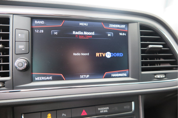 Seat Leon ST 1.0 116pk DSG EcoTSI Style Business Intense Keyless, LED, Navi , Full-link , PDC voor & achter,Cruise control, DAB+ etc..