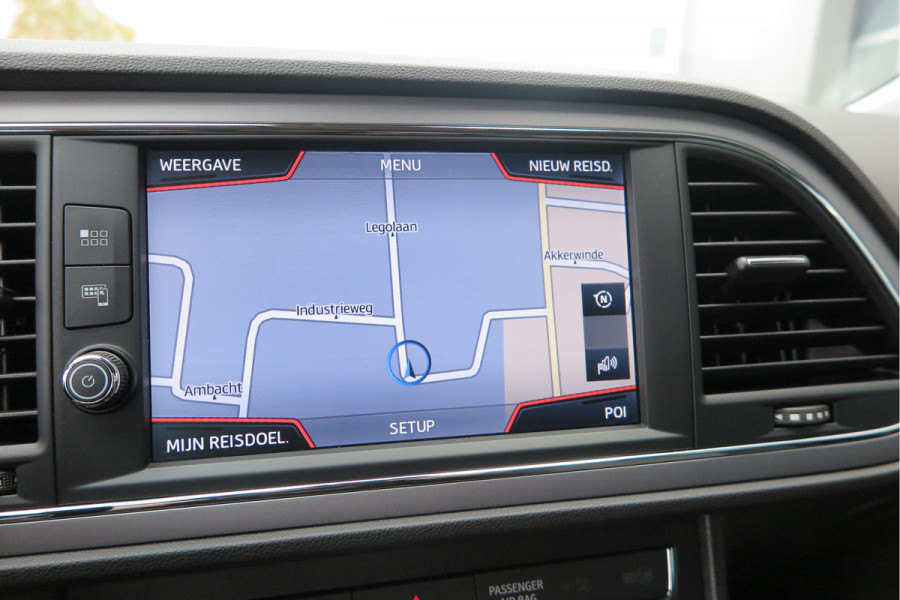 Seat Leon ST 1.0 116pk DSG EcoTSI Style Business Intense Keyless, LED, Navi , Full-link , PDC voor & achter,Cruise control, DAB+ etc..