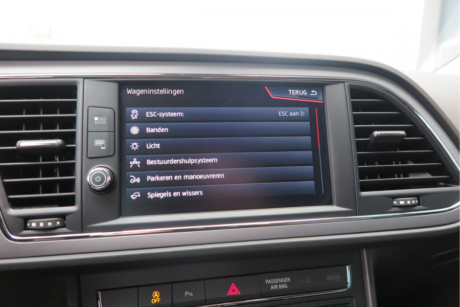 Seat Leon ST 1.0 116pk DSG EcoTSI Style Business Intense Keyless, LED, Navi , Full-link , PDC voor & achter,Cruise control, DAB+ etc..