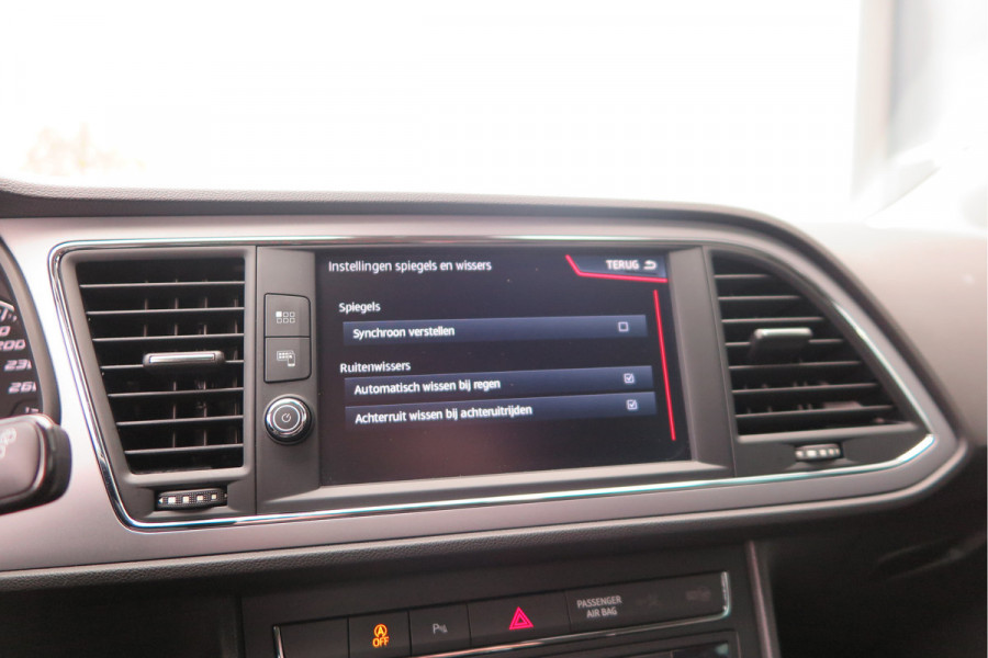 Seat Leon ST 1.0 116pk DSG EcoTSI Style Business Intense Keyless, LED, Navi , Full-link , PDC voor & achter,Cruise control, DAB+ etc..