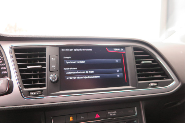 Seat Leon ST 1.0 116pk DSG EcoTSI Style Business Intense Keyless, LED, Navi , Full-link , PDC voor & achter,Cruise control, DAB+ etc..