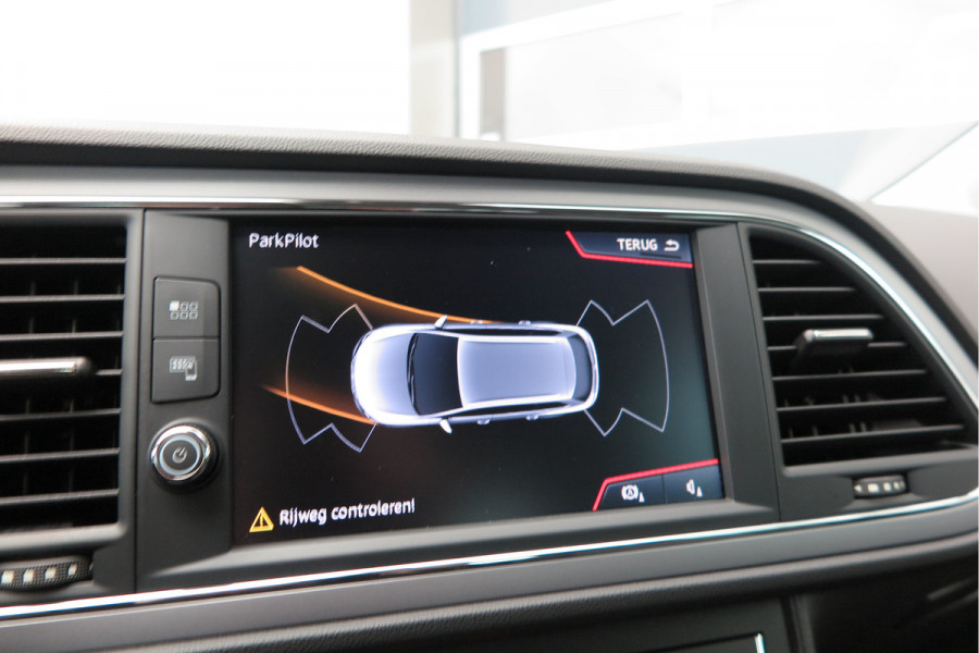 Seat Leon ST 1.0 116pk DSG EcoTSI Style Business Intense Keyless, LED, Navi , Full-link , PDC voor & achter,Cruise control, DAB+ etc..