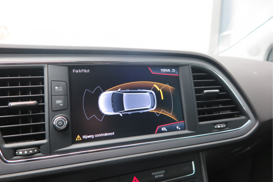 Seat Leon ST 1.0 116pk DSG EcoTSI Style Business Intense Keyless, LED, Navi , Full-link , PDC voor & achter,Cruise control, DAB+ etc..