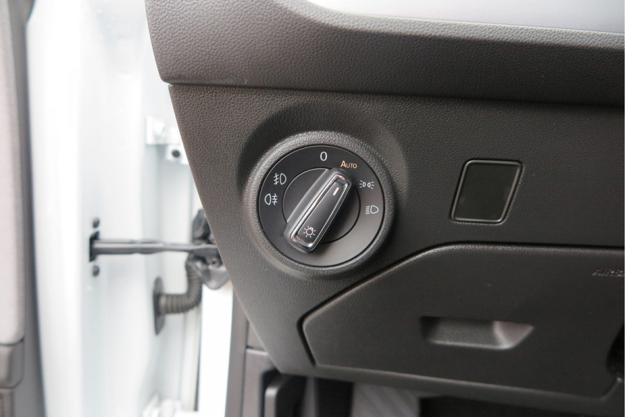 Seat Leon ST 1.0 116pk DSG EcoTSI Style Business Intense Keyless, LED, Navi , Full-link , PDC voor & achter,Cruise control, DAB+ etc..