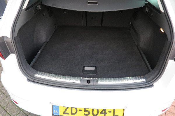 Seat Leon ST 1.0 116pk DSG EcoTSI Style Business Intense Keyless, LED, Navi , Full-link , PDC voor & achter,Cruise control, DAB+ etc..