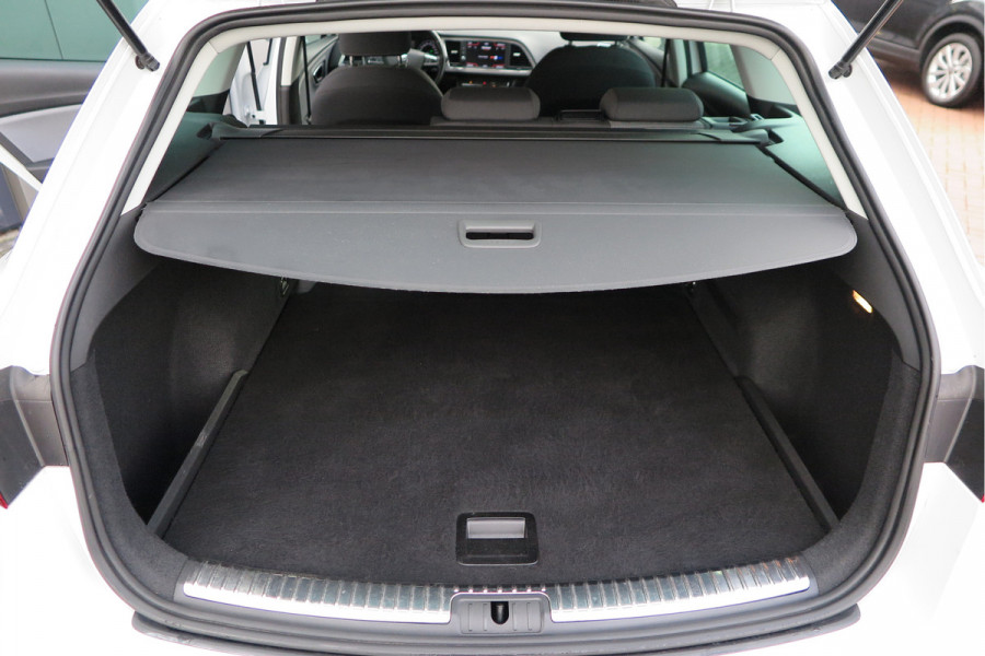 Seat Leon ST 1.0 116pk DSG EcoTSI Style Business Intense Keyless, LED, Navi , Full-link , PDC voor & achter,Cruise control, DAB+ etc..