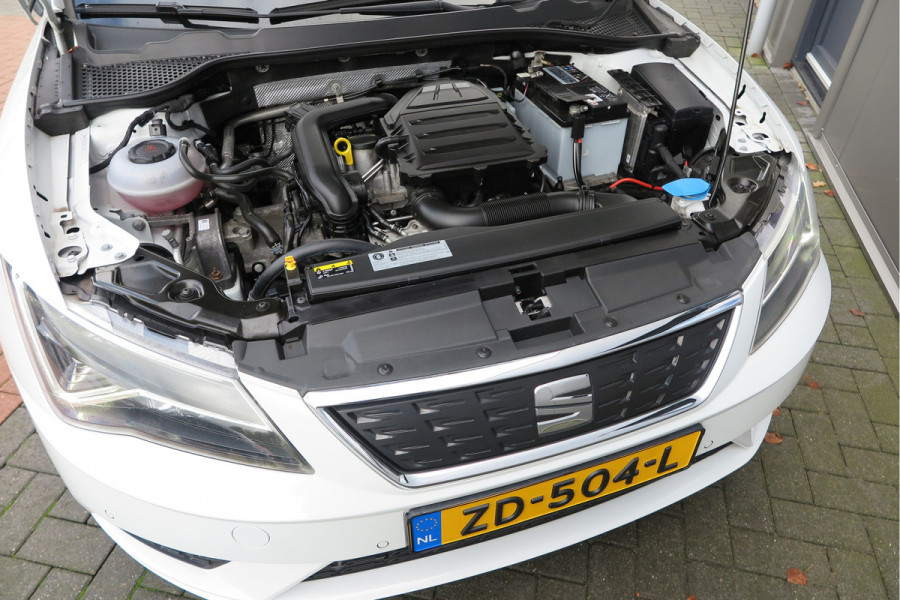 Seat Leon ST 1.0 116pk DSG EcoTSI Style Business Intense Keyless, LED, Navi , Full-link , PDC voor & achter,Cruise control, DAB+ etc..