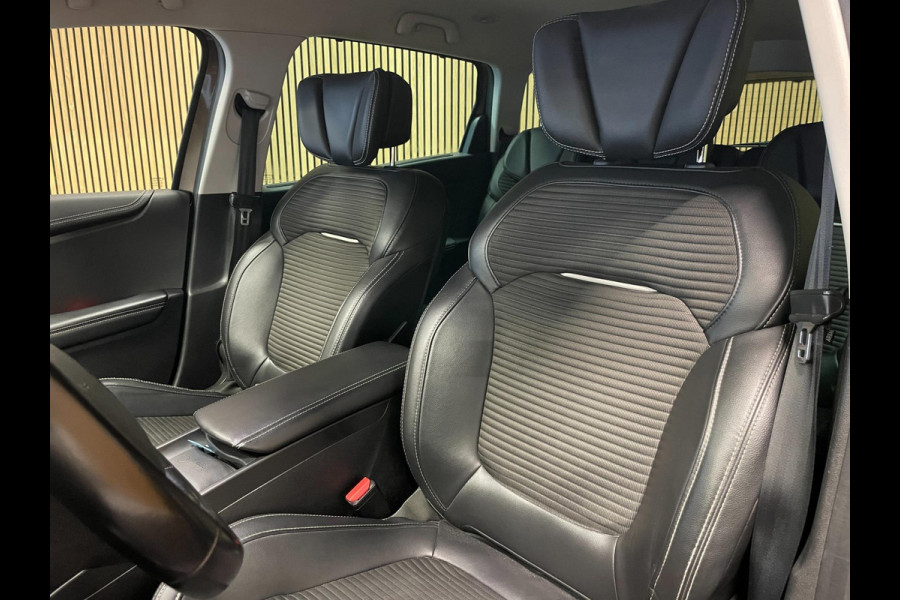 Renault Grand Scénic 1.3 TCe Bose|LUXE|AUTOMAAT|TREKHAAK|KEYLESS|LEDER|CARPLAY|CAMERA|CLIMATE,CRUISE CONTROL|NL-AUTO|NAP|