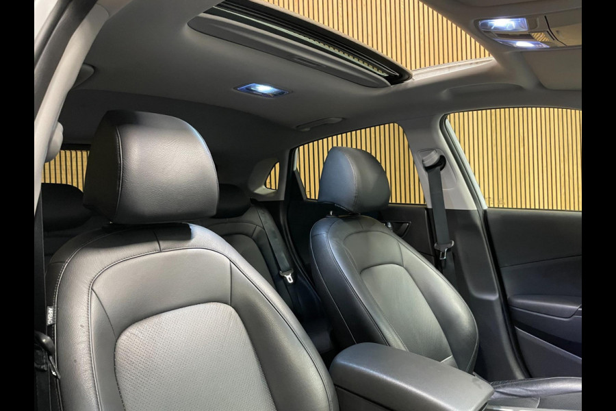 Hyundai Kona EV Fashion 64 kWh|FACELIFT|3-FASE|LEDER|DAKJE|HEAD-UP|ACC|CAMERA|CARPLAY|NAVI|NL- AUTO|NAP|INCL. BTW|1e EIG.|
