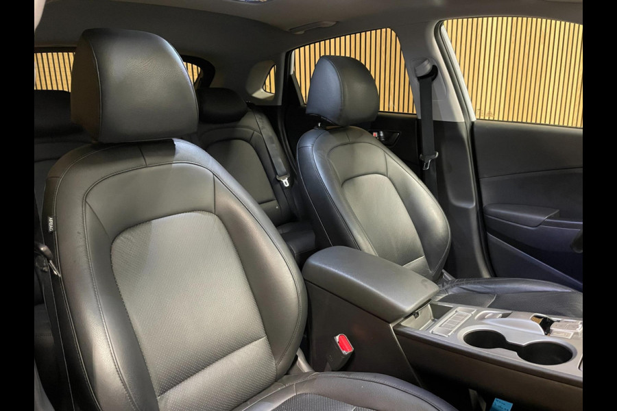 Hyundai Kona EV Fashion 64 kWh|FACELIFT|3-FASE|LEDER|DAKJE|HEAD-UP|ACC|CAMERA|CARPLAY|NAVI|NL- AUTO|NAP|INCL. BTW|1e EIG.|